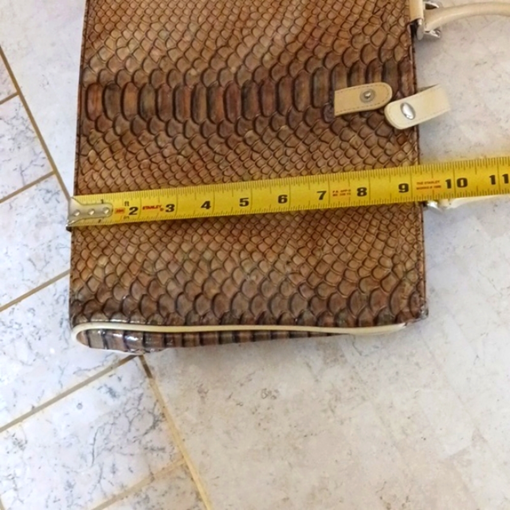 LEATHER HANDBAG/"Danier", 100% Leather "snakeprint" Print,, NEW(unused) - Picture 10 of 12